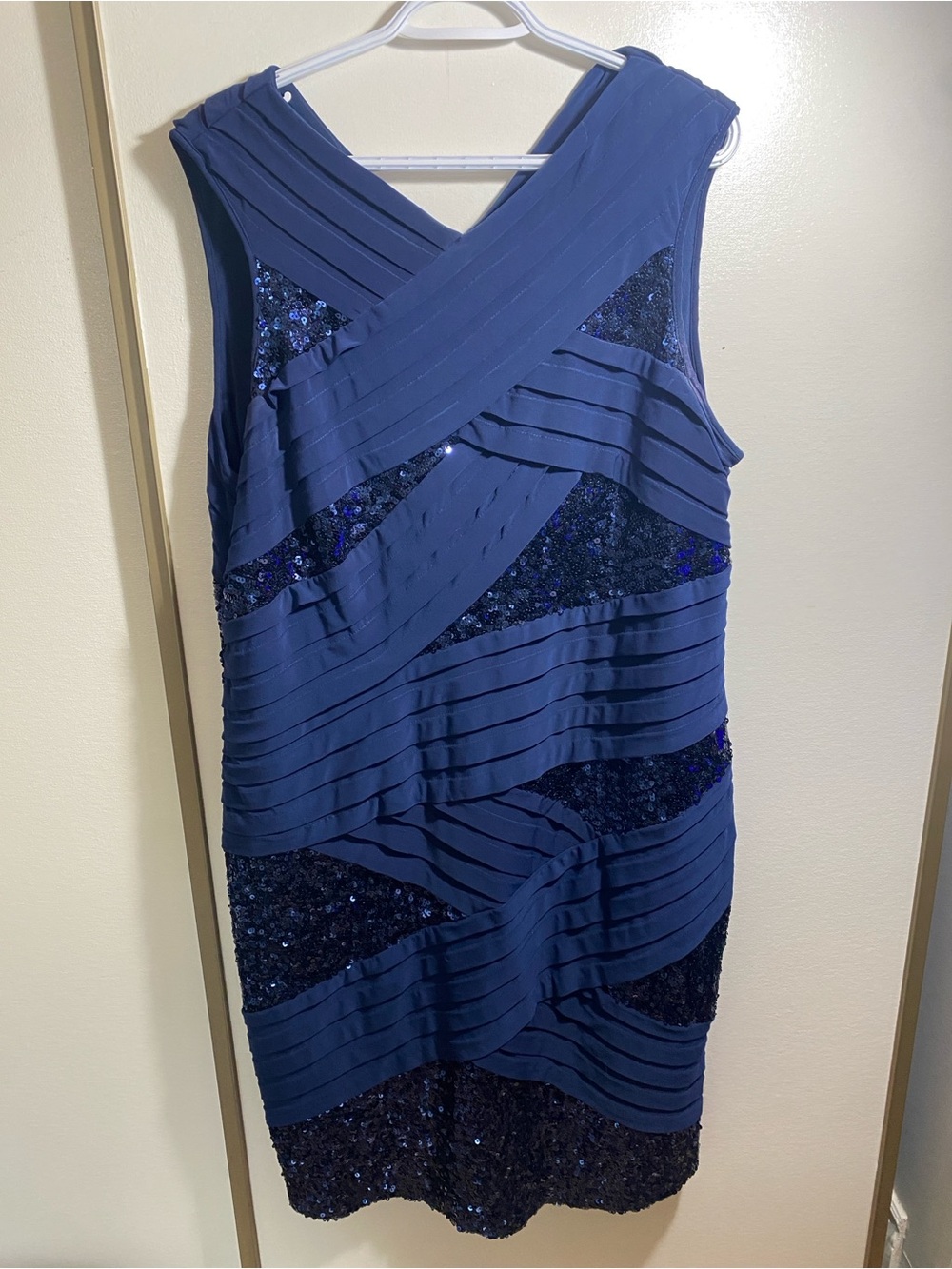 Adrianna Papell Navy Blue Sequin Pleated Sleeveless Cocktail Dress